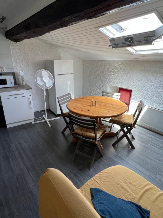 Appartement Au Coeur De カルカソンヌ エクステリア 写真